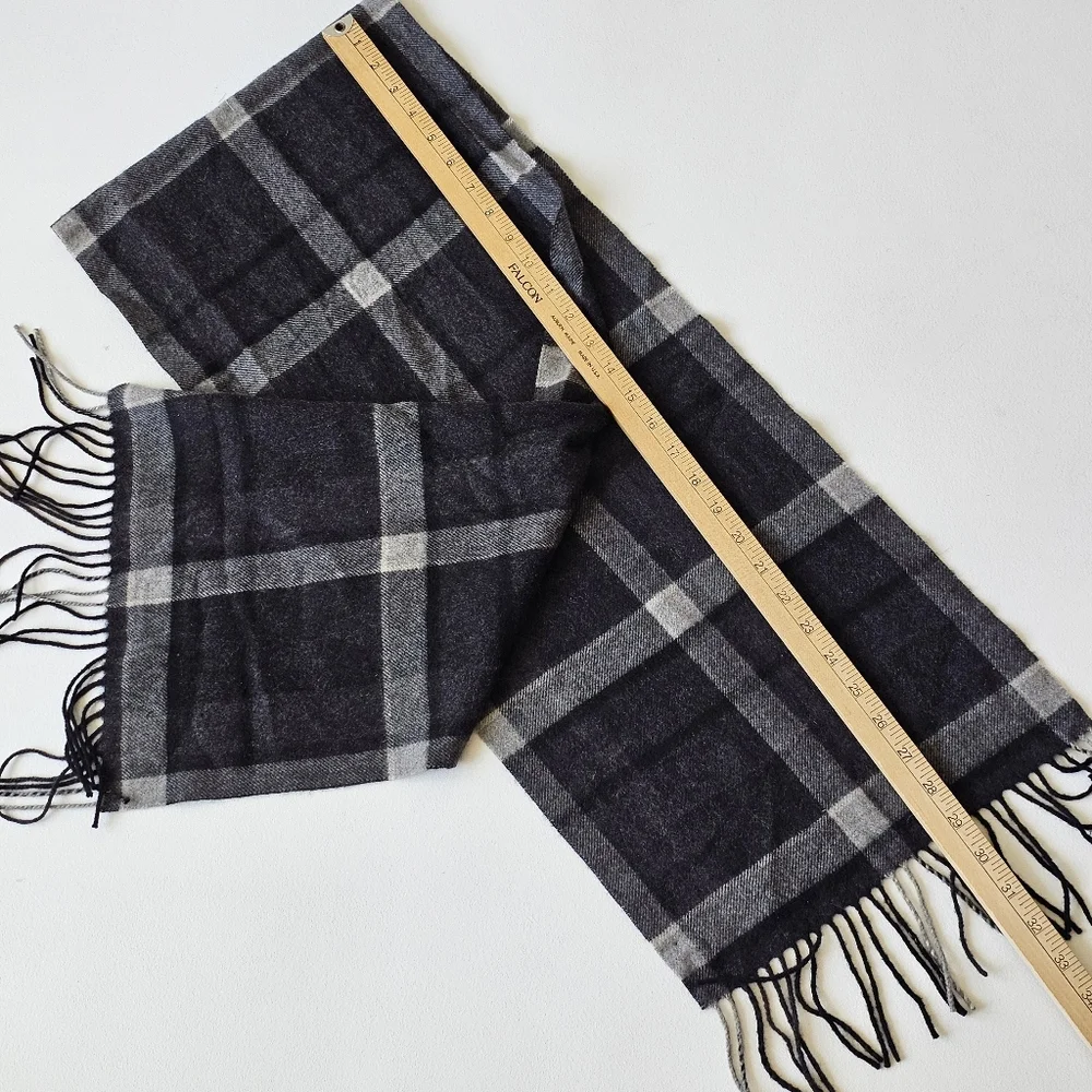 Club Room Men's Plaid Fringe Scarf in Charcoal and Light Gray